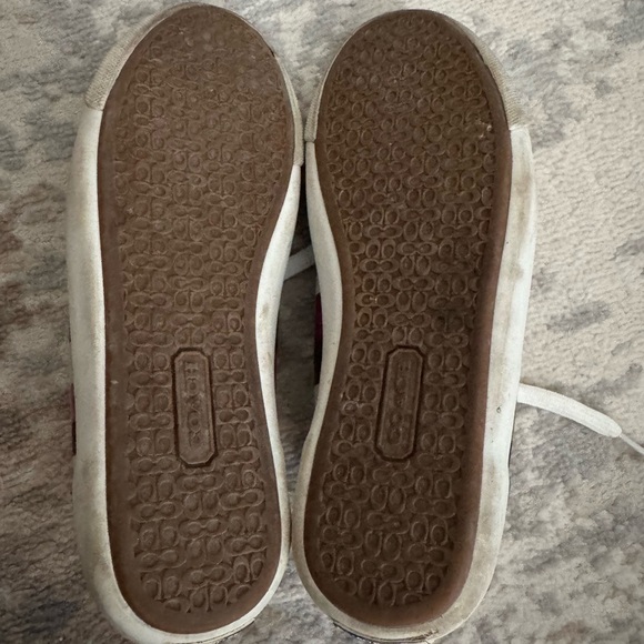 Coach striped Women’s sneakers size 7. - Picture 4 of 5